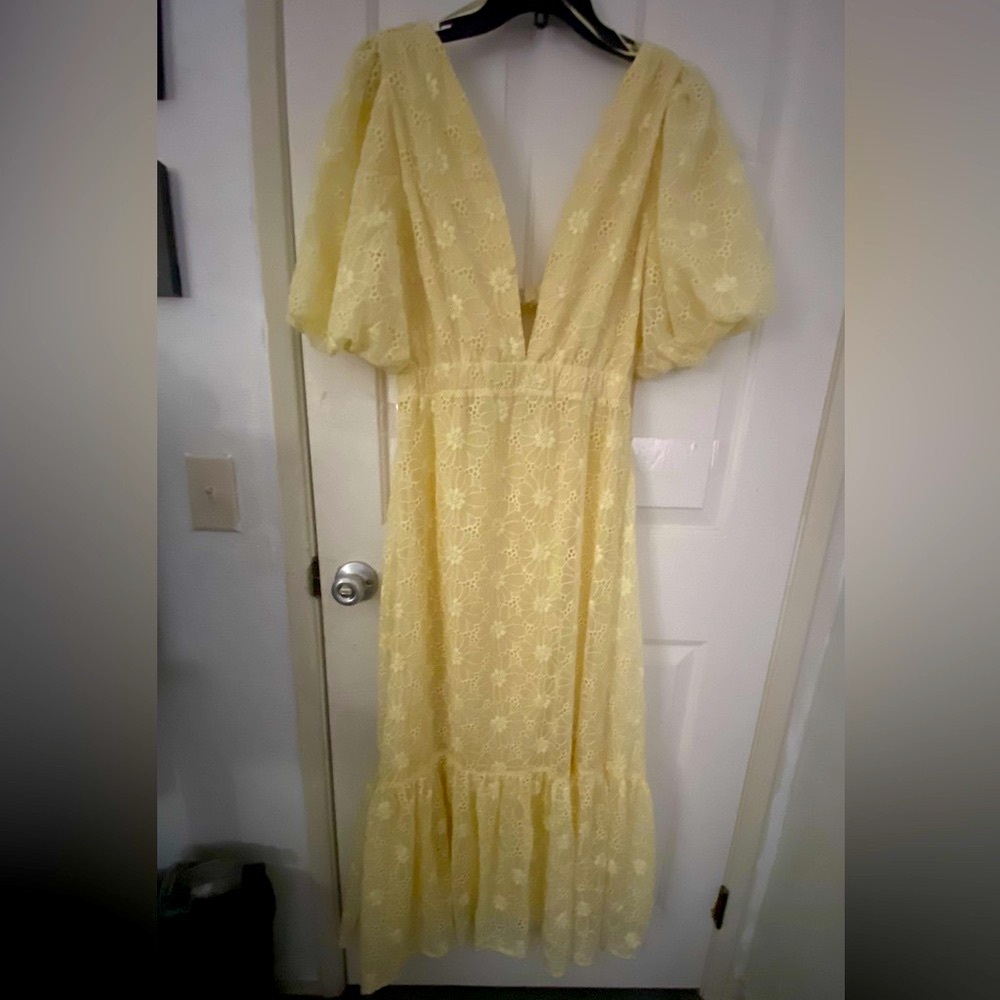 Astr Cream Maxi Sundress with Puff Sleeves